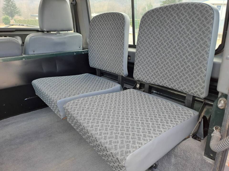 Immagine 47/83 di Land Rover Defender 90 Td5 (1999)
