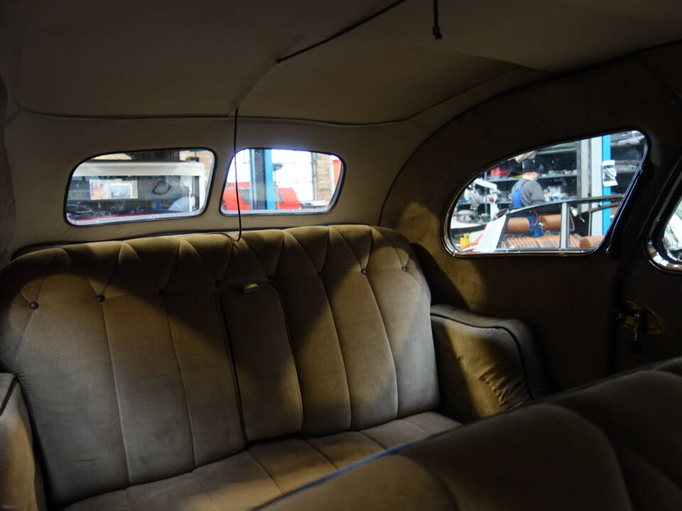 Afbeelding 25/33 van Peugeot 402 B (1936)