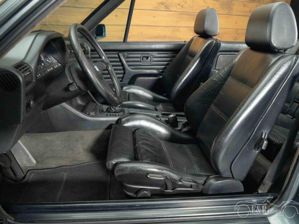 Image 10/19 of BMW 320i (1989)