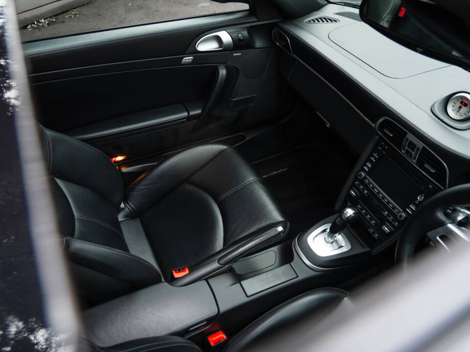 Bild 23/57 von Porsche 911 Turbo (2011)