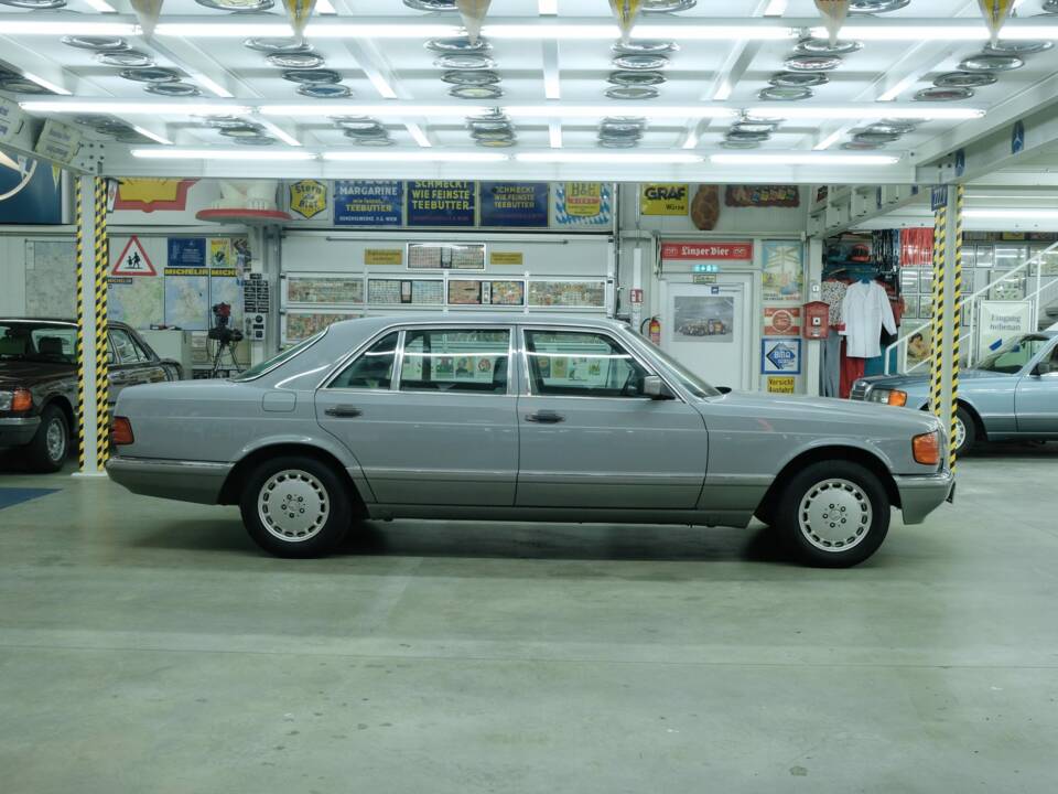 Bild 50/50 von Mercedes-Benz 300 SEL (1986)