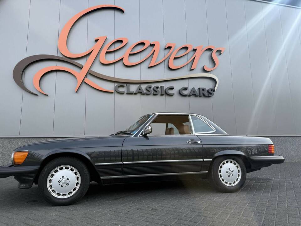 Image 10/50 de Mercedes-Benz 560 SL (1986)