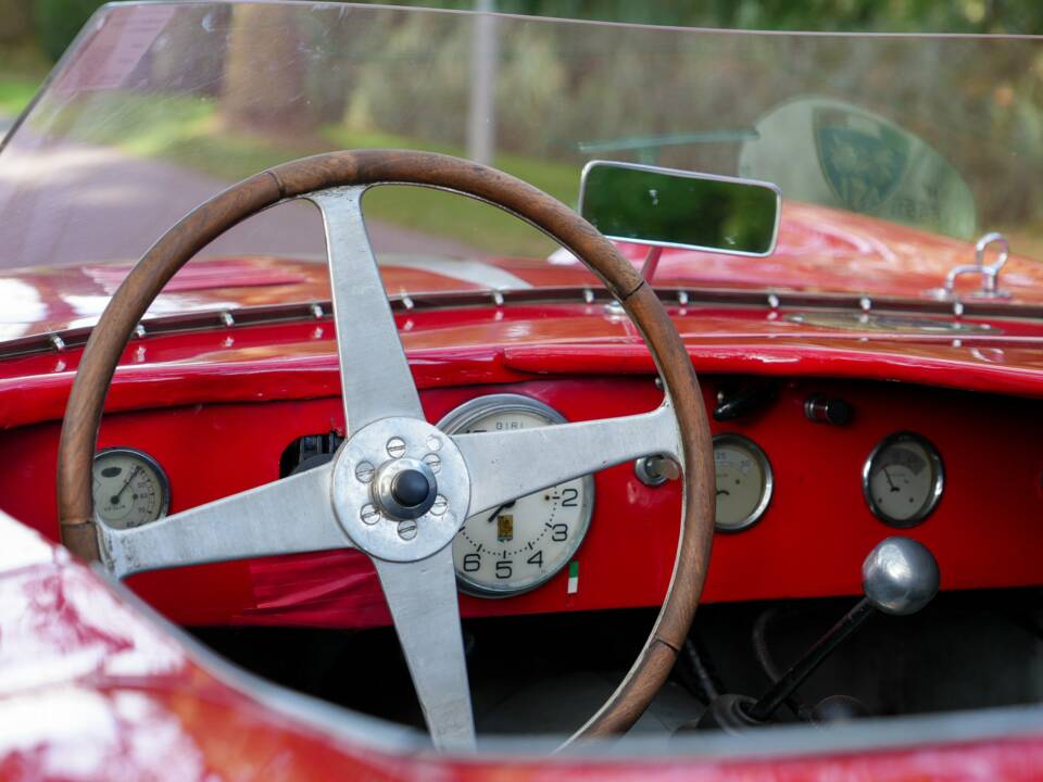 Image 9/39 of Bandini 750 Sport Internazionale "Saponetta" (1957)