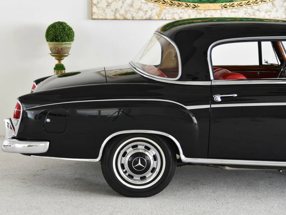 Bild 15/38 von Mercedes-Benz 220 SE (1960)