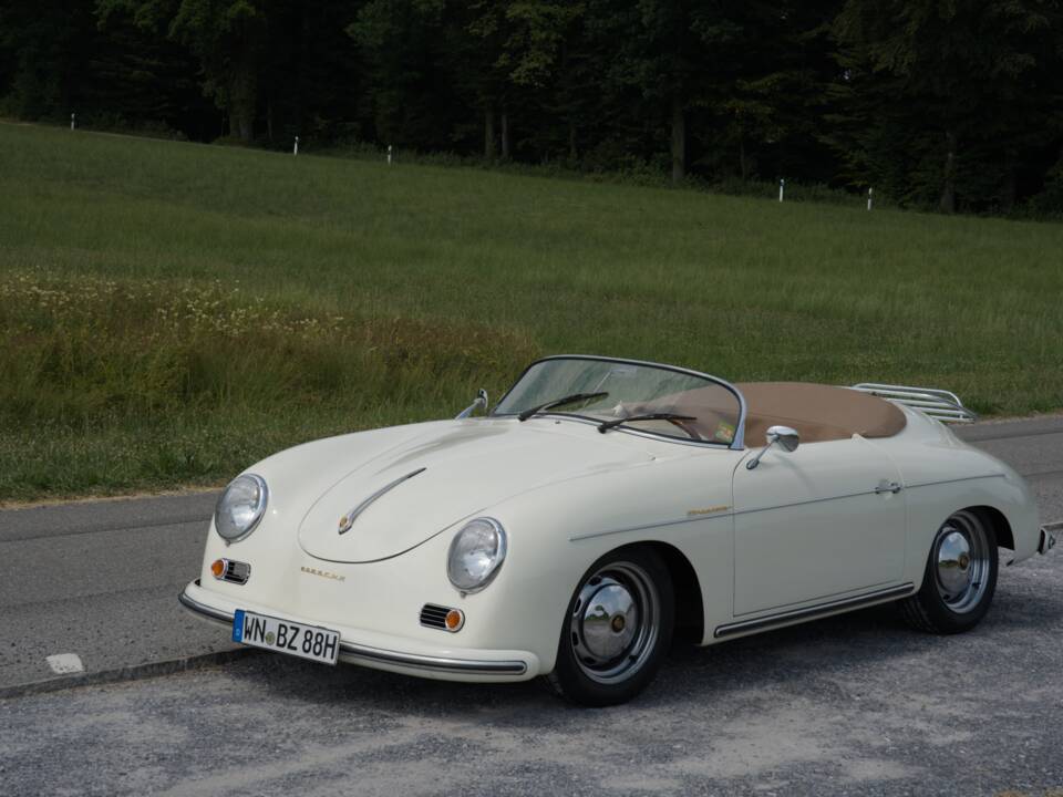 Immagine 3/49 di RCH Replicar Hellas 356 Speedster Sport (1973)