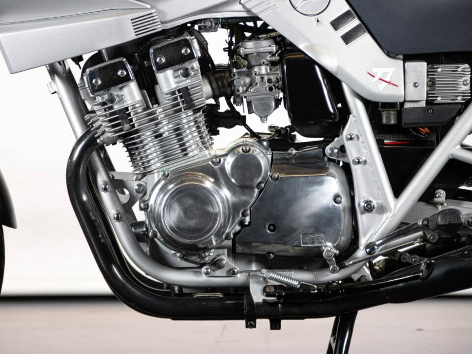 Immagine 18/50 di Suzuki GSX 750S Katana (1982)