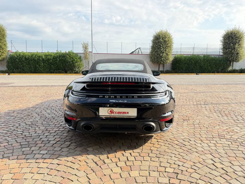 Bild 6/27 von Porsche 911 Turbo S (2020)