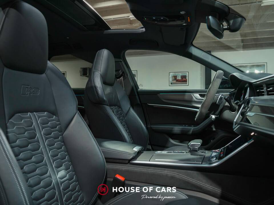 Immagine 17/24 di Audi RS6 Avant (2023)