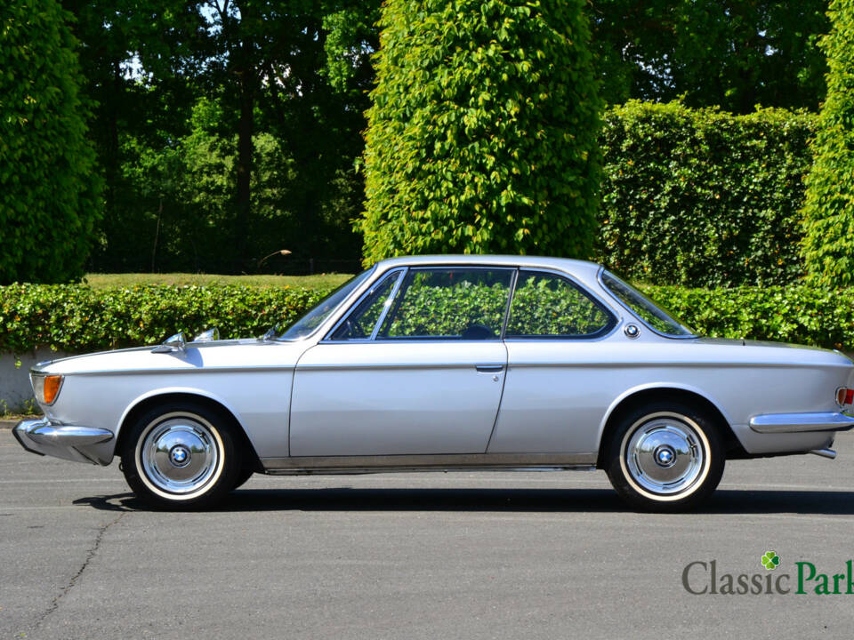 Image 2/50 of BMW 2000 CS (1970)