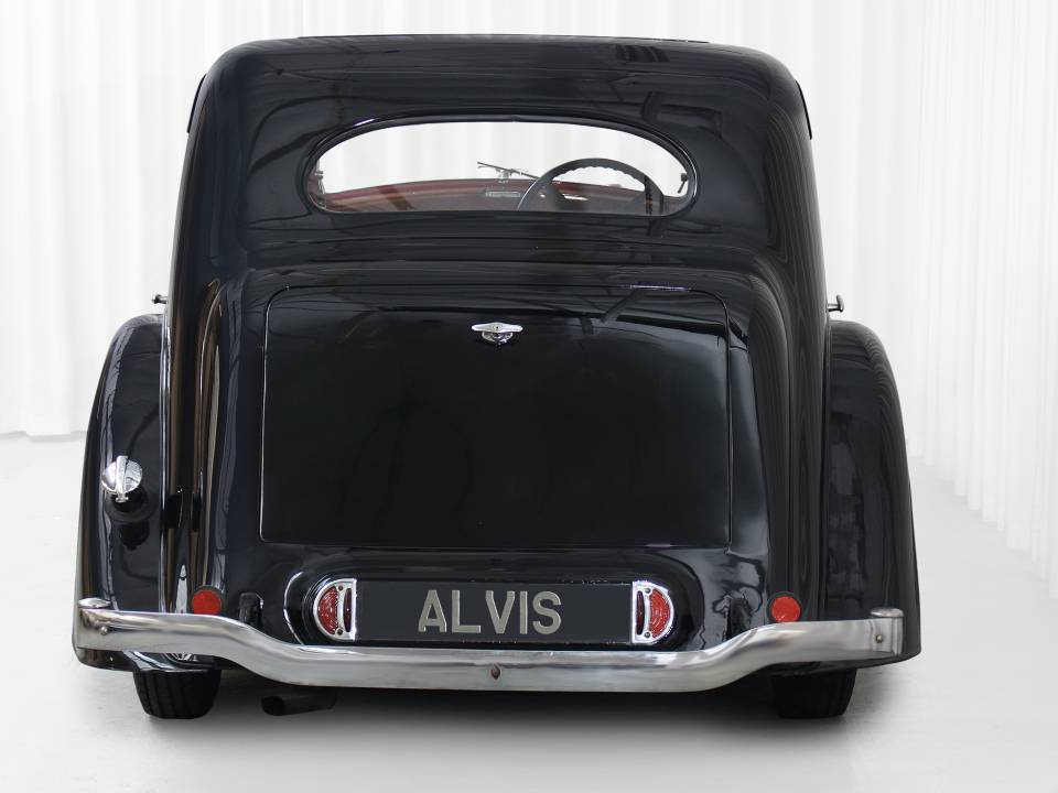 Image 6/10 of Alvis Speed 25 (1938)