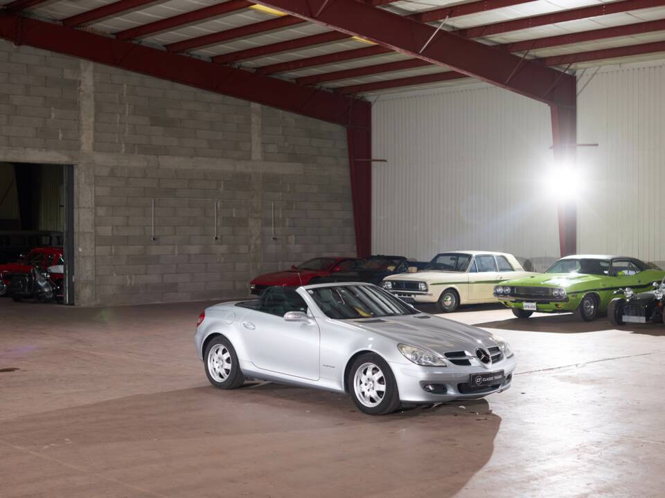 Image 7/32 of Mercedes-Benz SLK 200 Kompressor (2004)