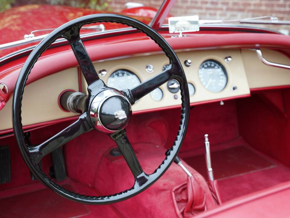 Bild 24/50 von Jaguar XK 120 OTS (Alu) (1949)