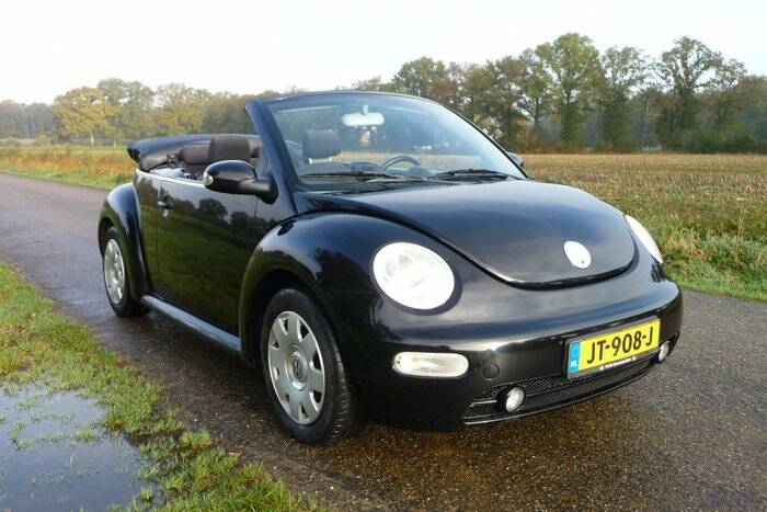 Bild 1/7 von Volkswagen New Beetle 1.4 (2004)