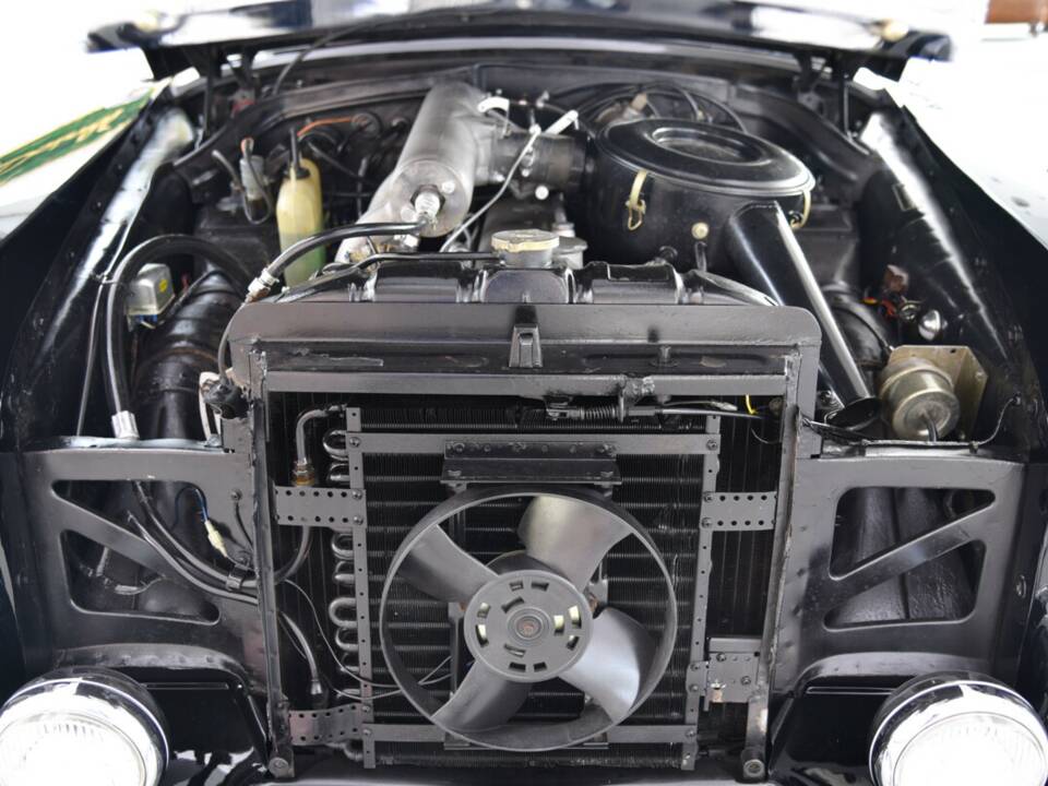 Bild 36/38 von Mercedes-Benz 220 SE (1960)