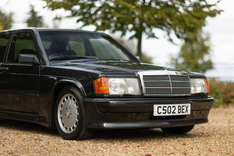 Imagen 8/50 de Mercedes-Benz 190 E 2.3-16 (1985)