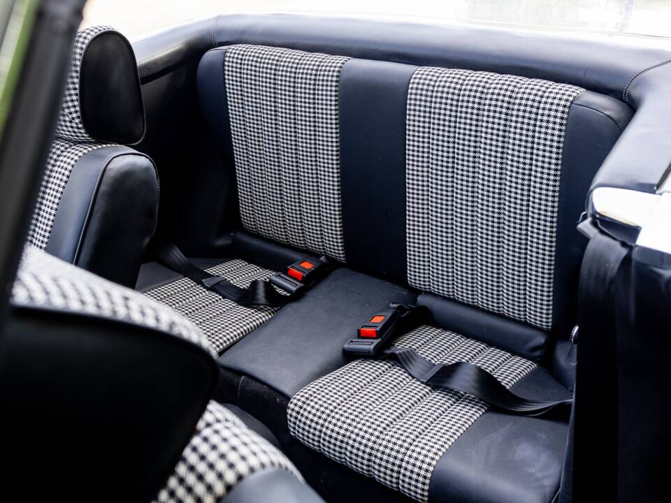 Bild 30/45 von Mercedes-Benz 450 SL (1977)