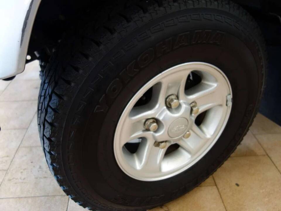 Image 10/15 of Land Rover Defender 90 (2010)