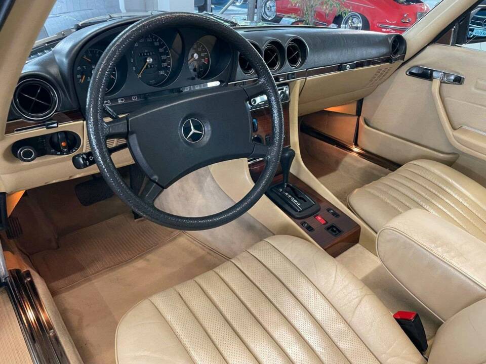 Bild 10/17 von Mercedes-Benz 280 SL (1983)