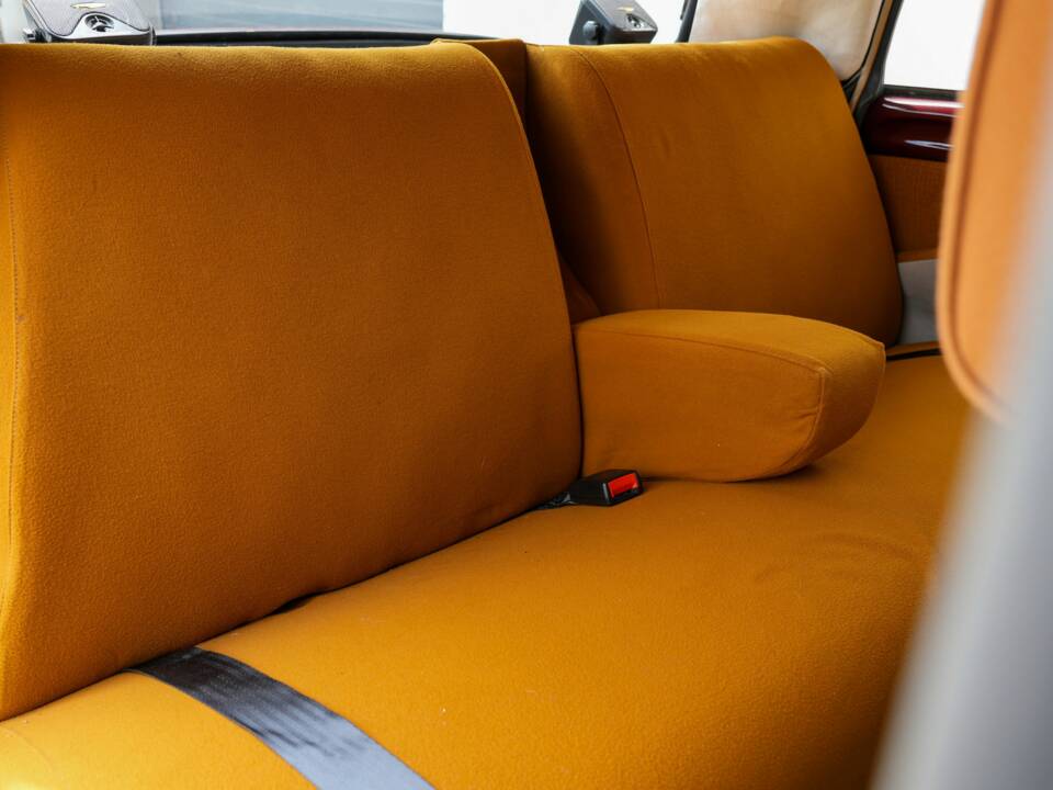 Immagine 22/34 di Citroën ID 19 (1968)