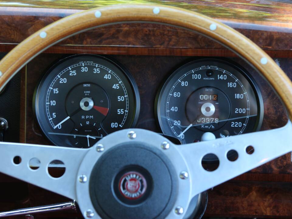 Image 8/18 de Jaguar Mk II 3.4 (1963)