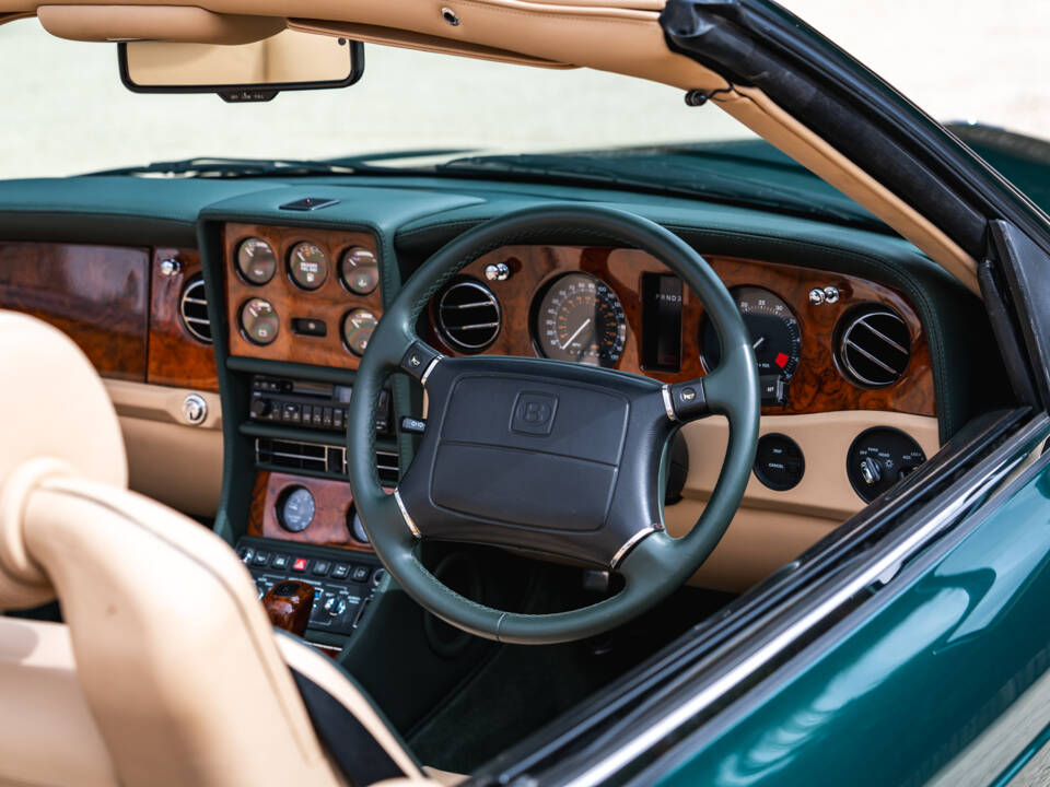 Bild 21/39 von Bentley Azure (1995)