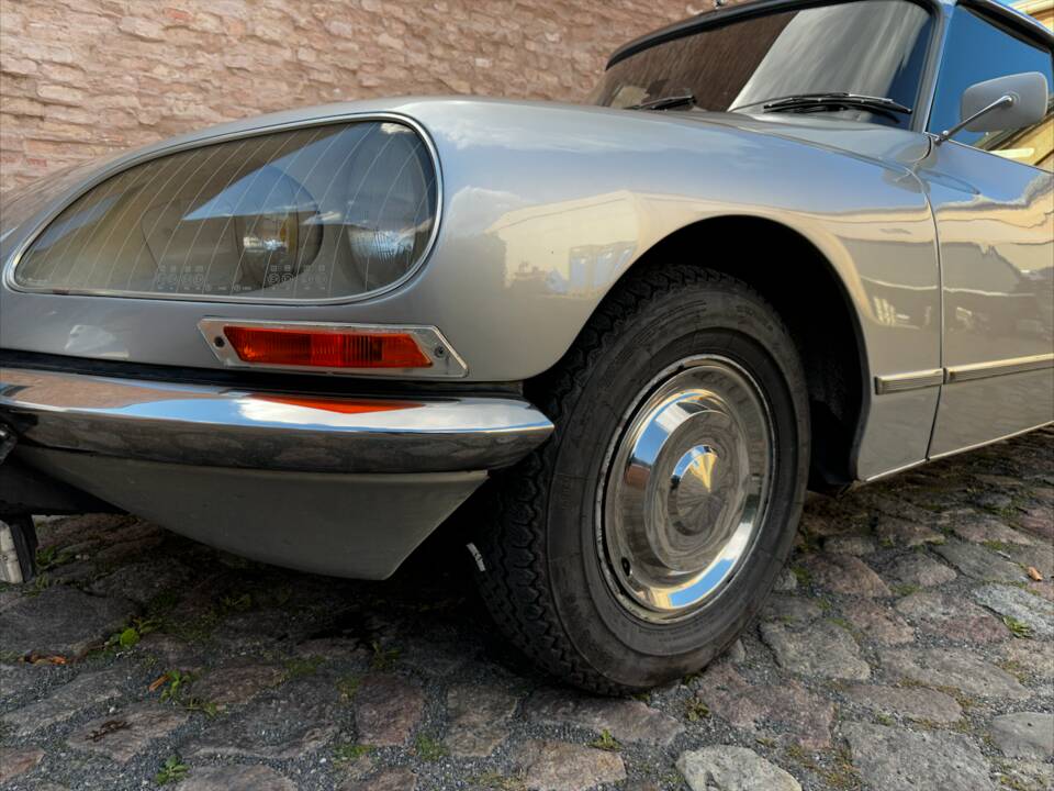 Image 45/68 of Citroën DS 23 Pallas IE (1973)