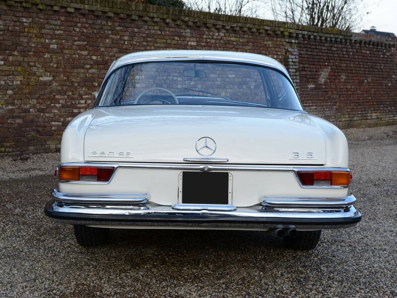 Bild 7/7 von Mercedes-Benz 280 SE 3,5 (1971)