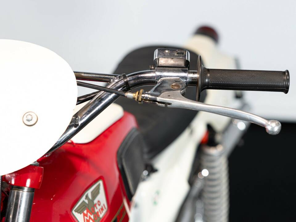 Afbeelding 29/39 van Moto Morini Corsaro 125 (1969)
