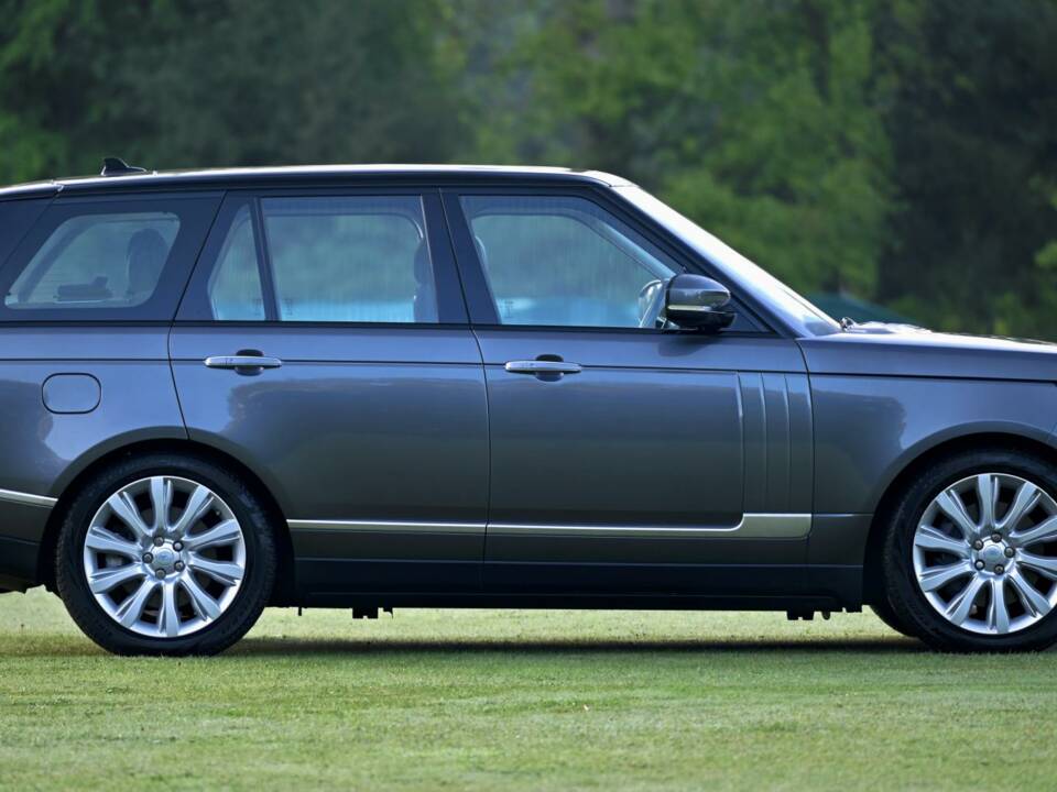 Image 9/50 de Land Rover Range Rover Autobiography SDV8 (2016)