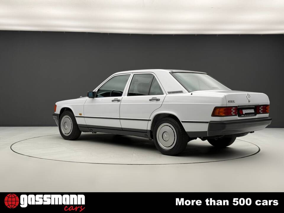 Imagen 6/15 de Mercedes-Benz 190 (1987)