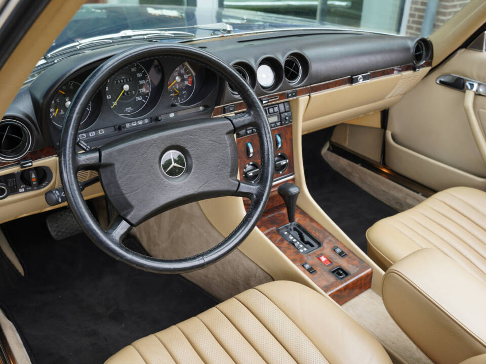 Immagine 3/50 di Mercedes-Benz 300 SL (1986)