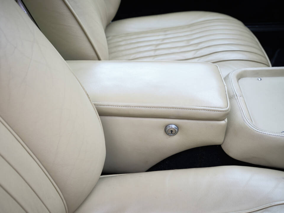 Imagen 22/50 de Aston Martin DBS (1970)