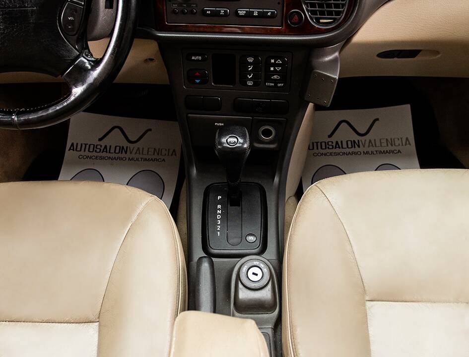 Imagen 24/39 de Saab 9-3 2.0i (1998)