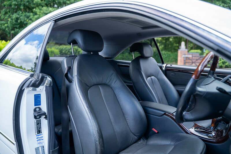 Bild 30/41 von Mercedes-Benz CL 500 (2000)