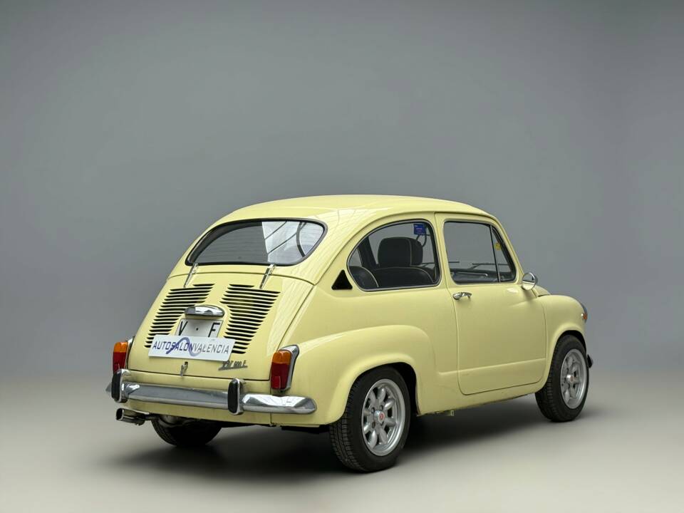 Immagine 4/16 di SEAT 600 E (1973)