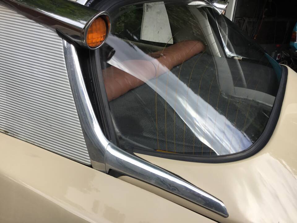 Image 70/82 de Citroën DS 20 (1974)