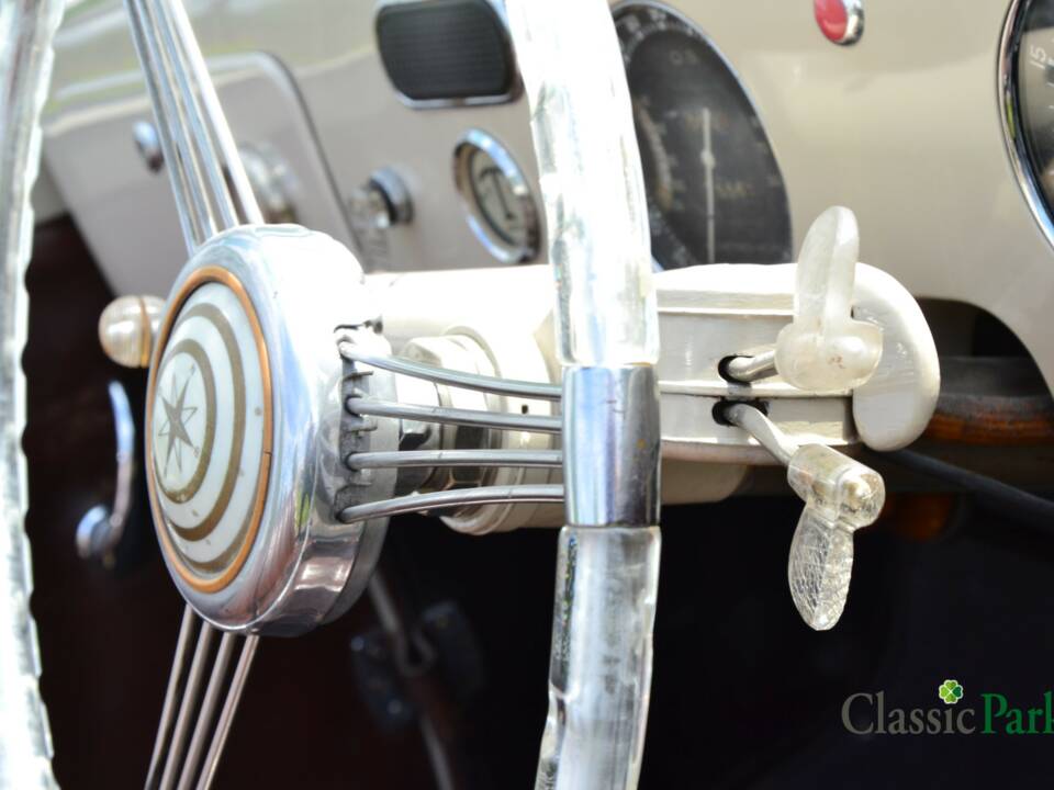 Image 40/50 of Delahaye 135M Worblaufen (1947)