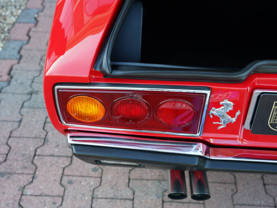 Image 37/50 of Ferrari Dino 308 GT4 (1976)