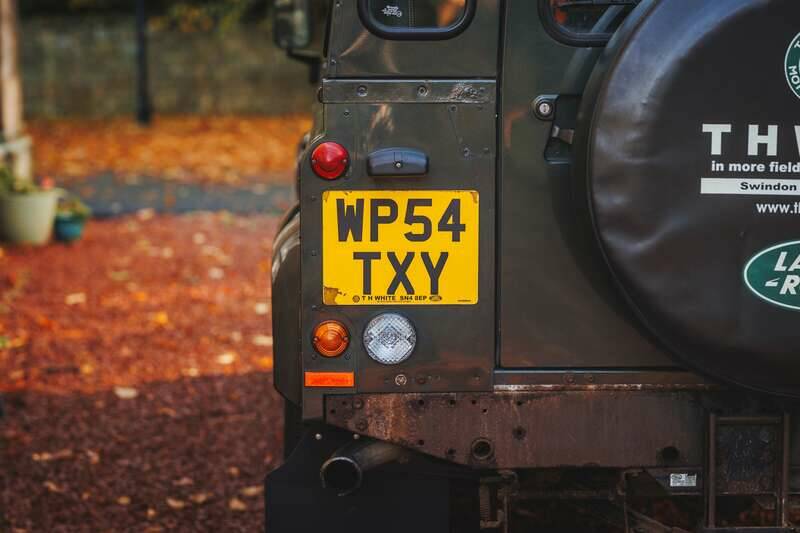 Bild 42/50 von Land Rover Defender 110 (2005)