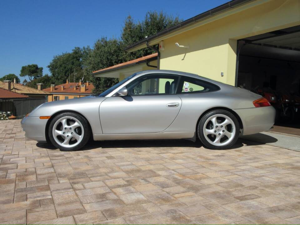 Bild 7/58 von Porsche 911 Carrera (2001)