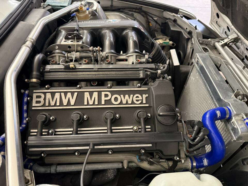 Image 15/21 of BMW M3 (1988)