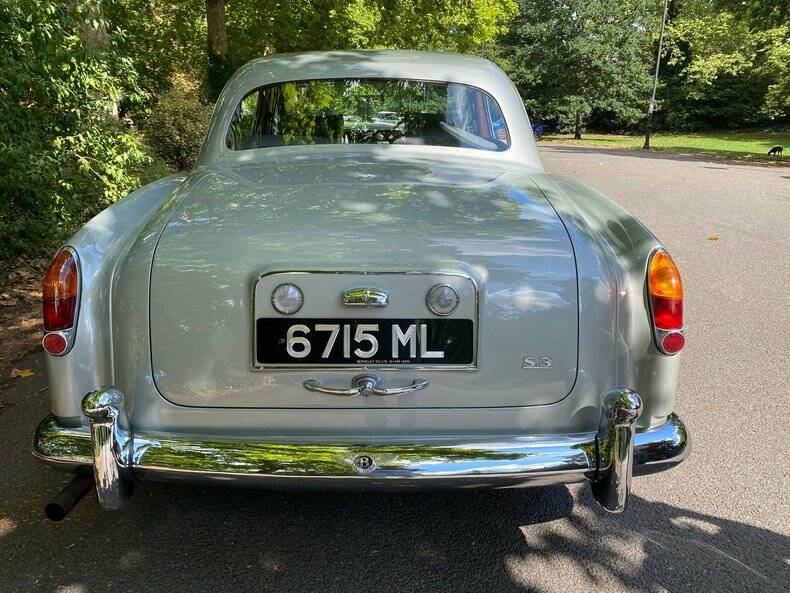 Immagine 39/50 di Bentley S 3 Continental Flying Spur (1963)