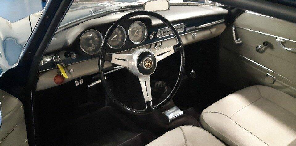 Image 23/33 de Alfa Romeo Giulia 1600 Sprint (1963)