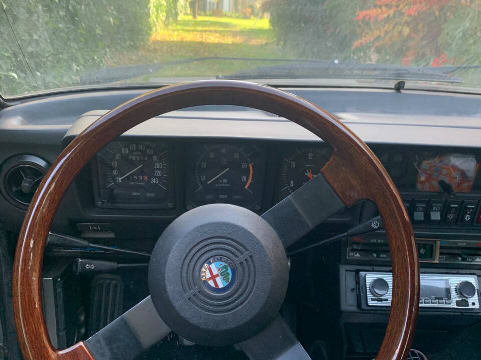 Imagen 4/4 de Alfa Romeo Alfetta 2.0 (1984)