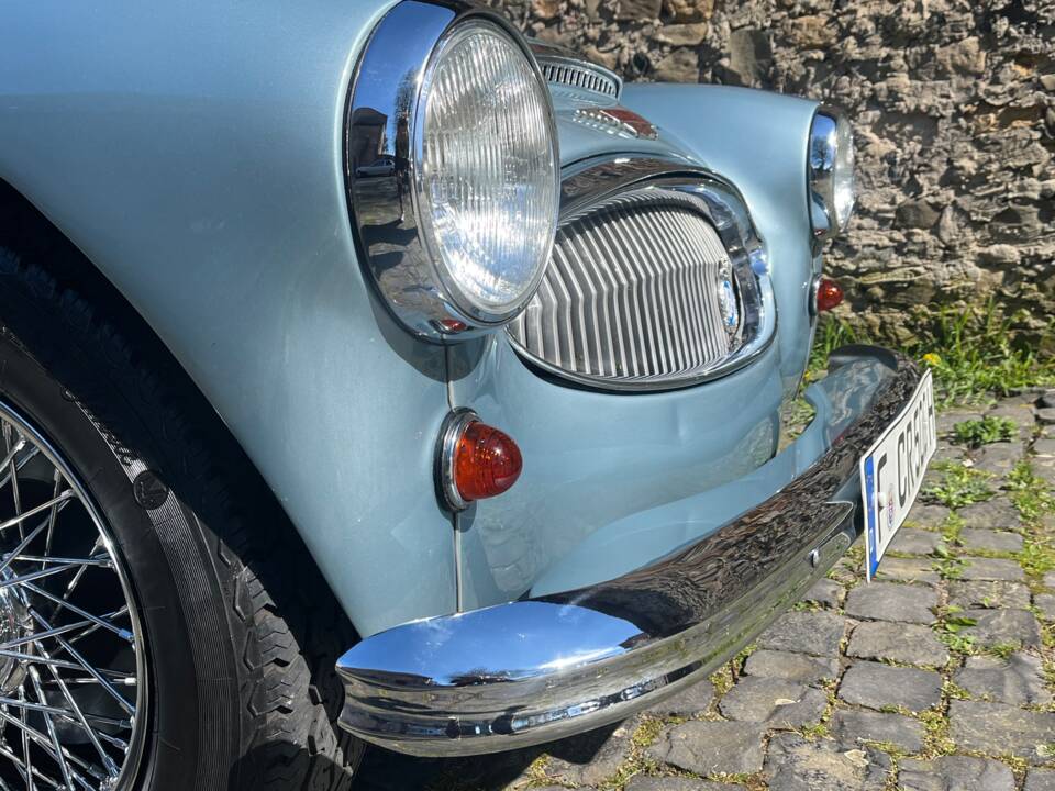 Image 7/40 of Austin-Healey 3000 Mk II (BJ7) (1963)