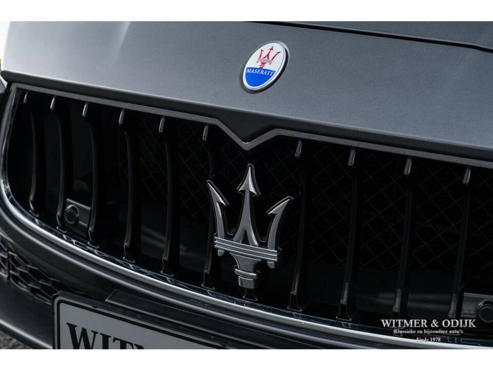 Image 22/31 of Maserati Ghibli S Q4 (2014)