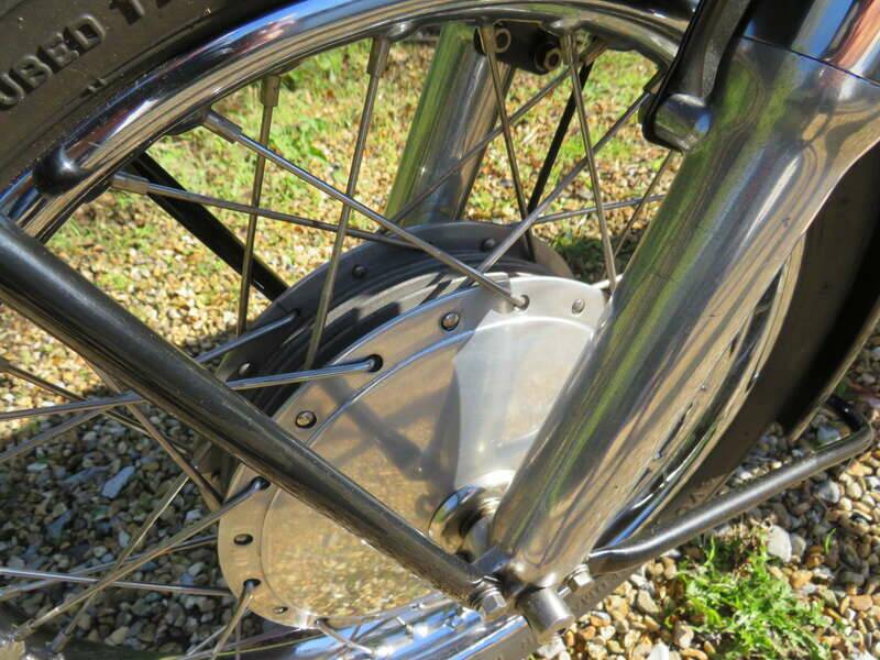 Image 35/43 of Norton DUMMY (1957)