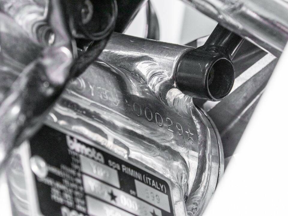 Image 7/22 de Bimota YB9 SRi (1994)