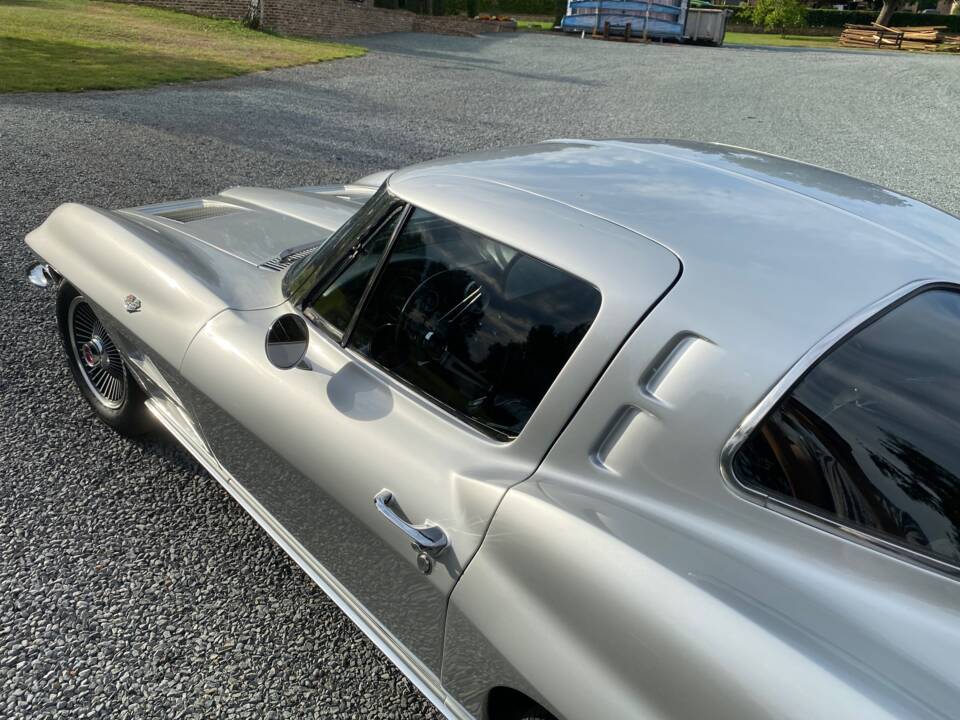 Bild 13/20 von Chevrolet Corvette Sting Ray (1963)