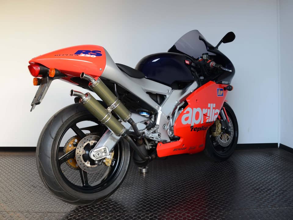 Image 14/51 of Aprilia RS 250 (1998)